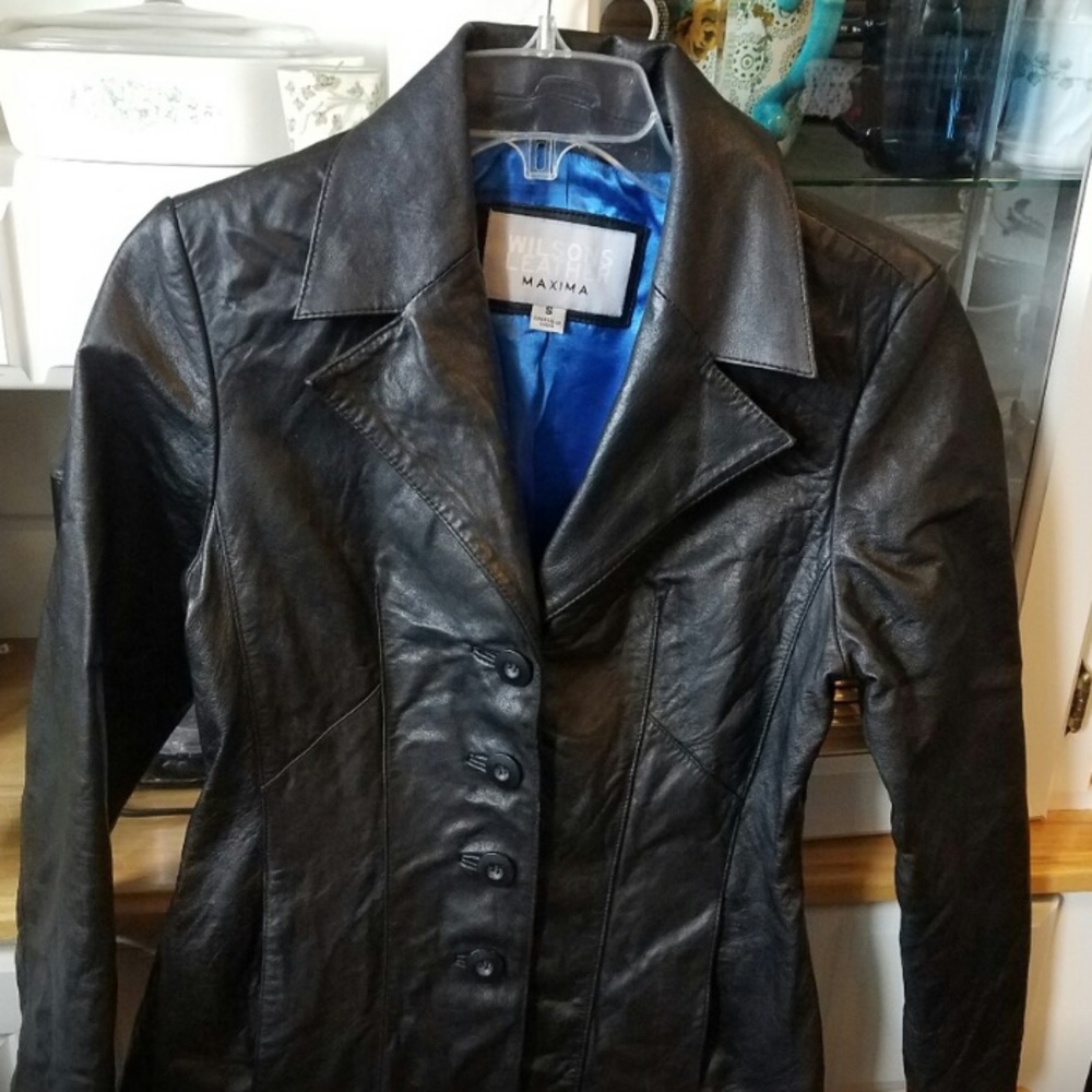 Wilsons Leather black leather jacket size Small